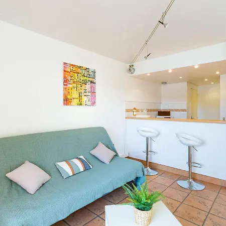 Апартаменты Le Port De Bormes-5 By Interhome